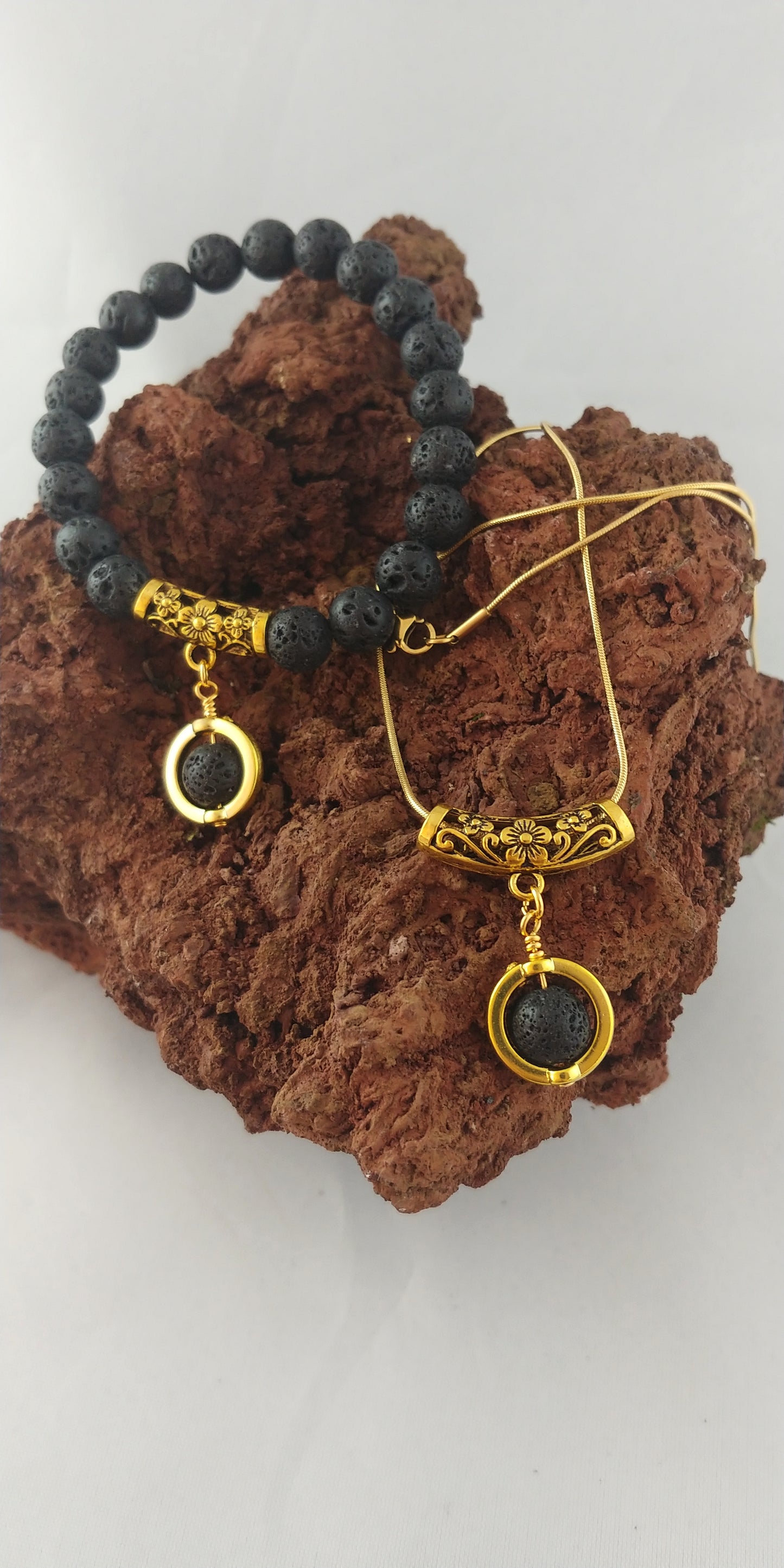 Golden Valkyrie Jewelry Set - Gull Valkyrju Skartgripa Sett || Icelandic Jewelry - Íslenskt Skart