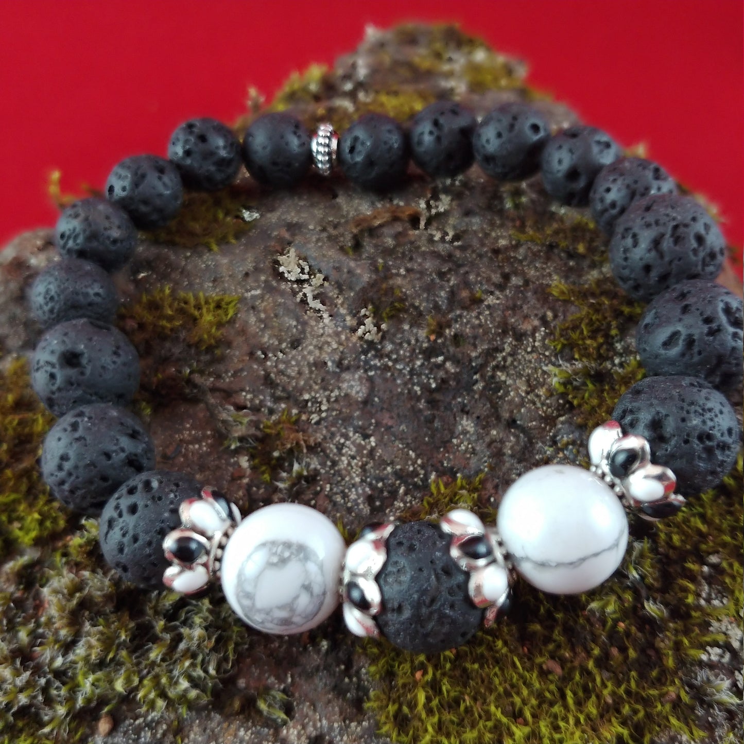 Iceland Set - A Set of White Howlite Jewelry || Necklace - Bracelet and Earrings || Lava Rock Reykjavík