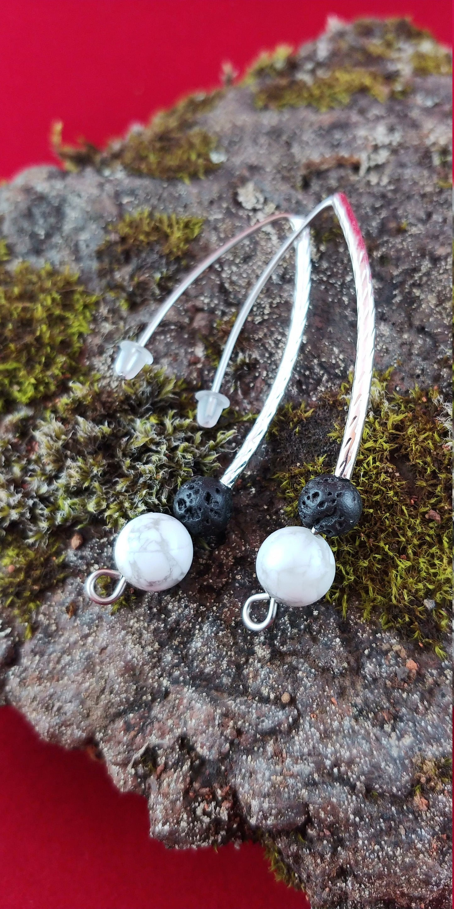 Iceland Set - A Set of White Howlite Jewelry || Necklace - Bracelet and Earrings || Lava Rock Reykjavík