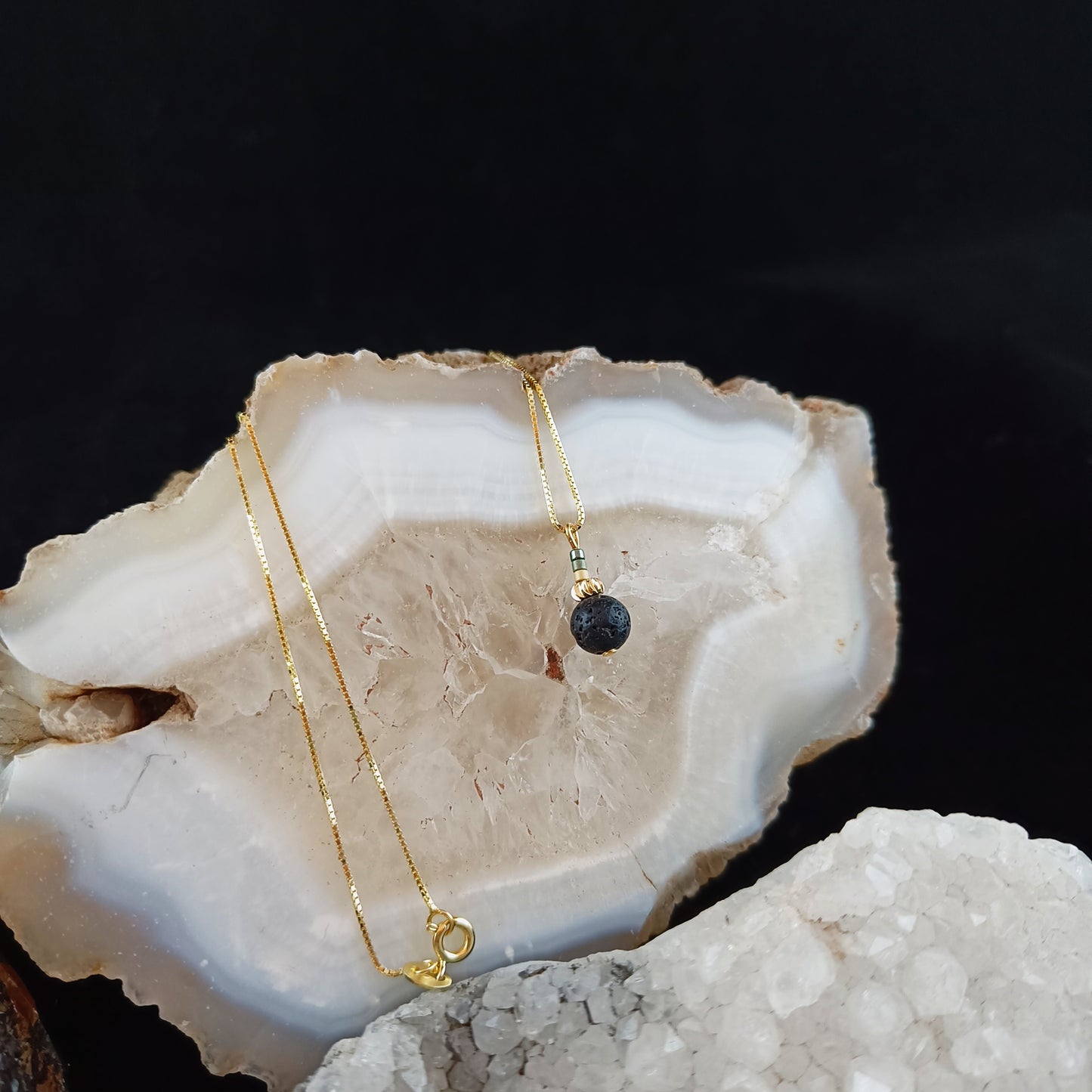 Lava Rock Reykjavik - Gold Lava Stone Jewelry Set
